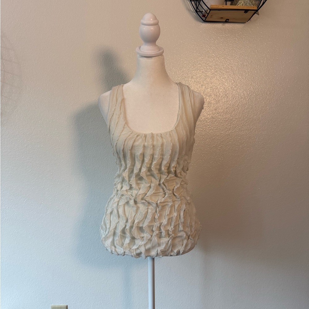 Y2K white ruffle ribbed tank top